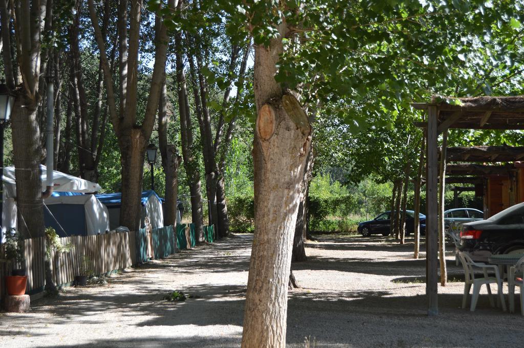 Cabanas Camping Sierra De Penascosa ภายนอก รูปภาพ