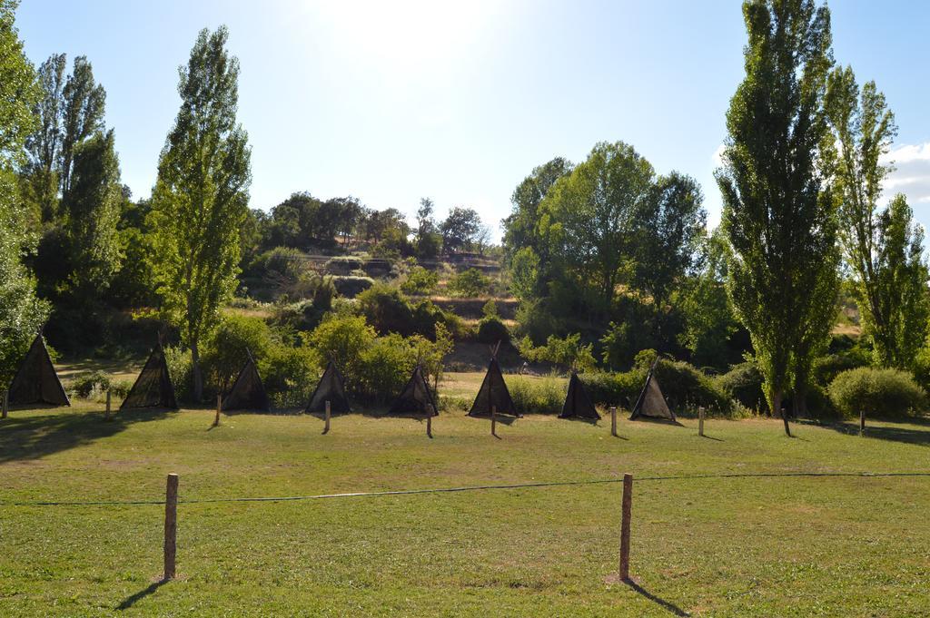 Cabanas Camping Sierra De Penascosa ภายนอก รูปภาพ